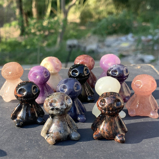 1pc mixed Natural mini Ghost doll carved Quartz Crystal stone skull Reiki healing