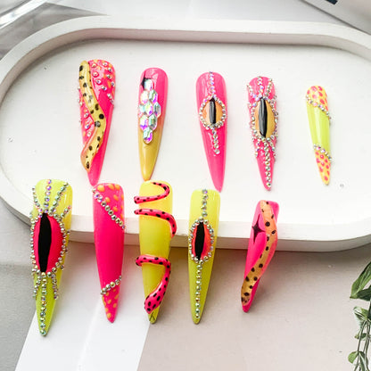 FC137 Long pointy pink snake polka dots
