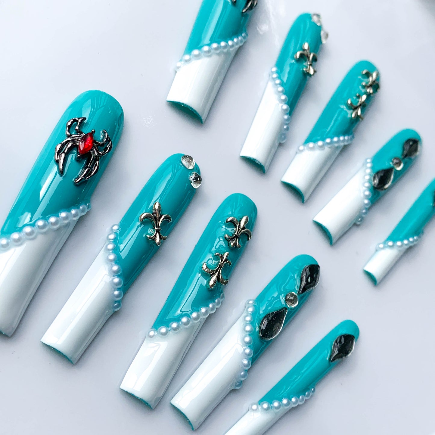 FC175 Blue French pearl pile diamond