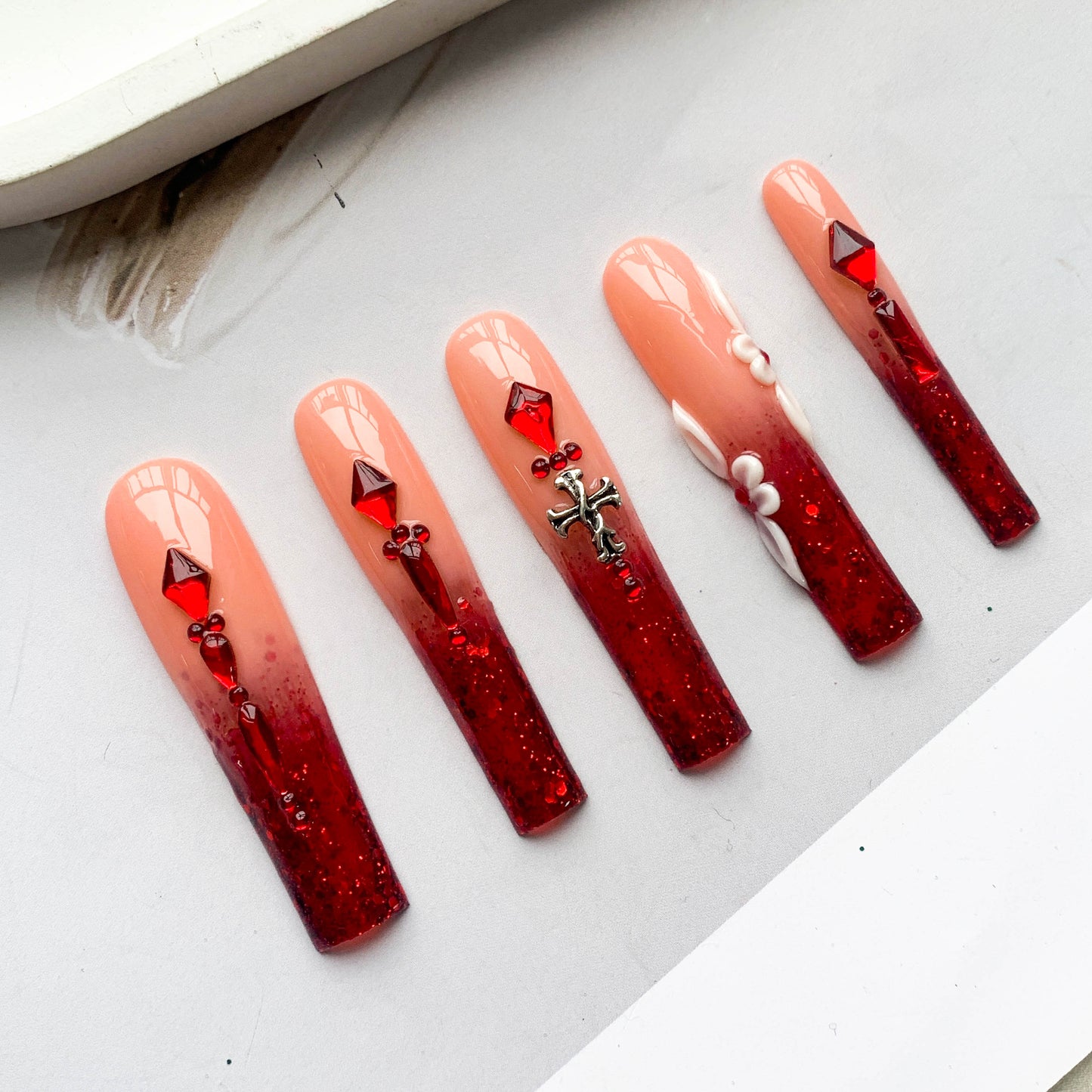 FC77 Red longT flower pattern