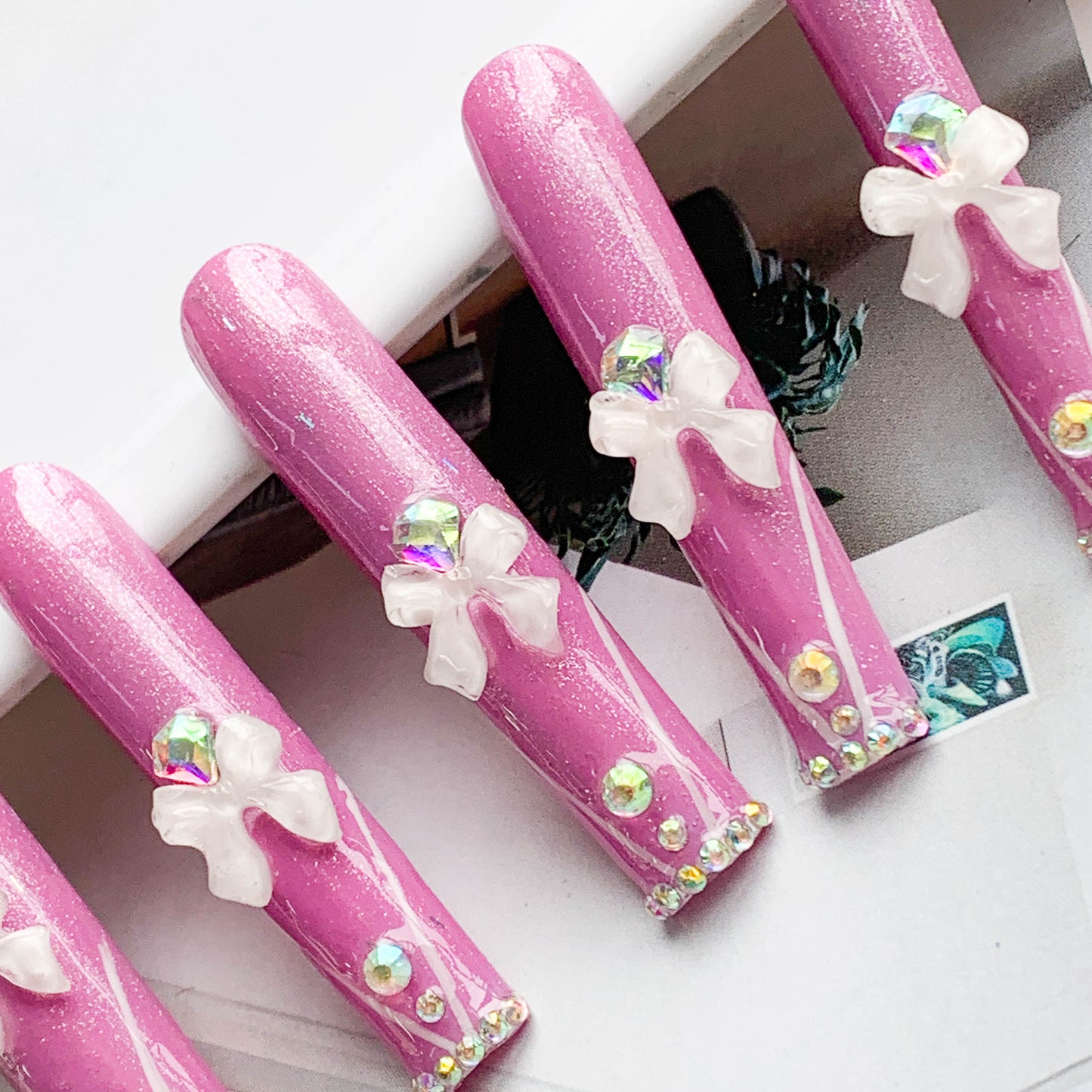 FC69 Pink glitter nails  Female favorite