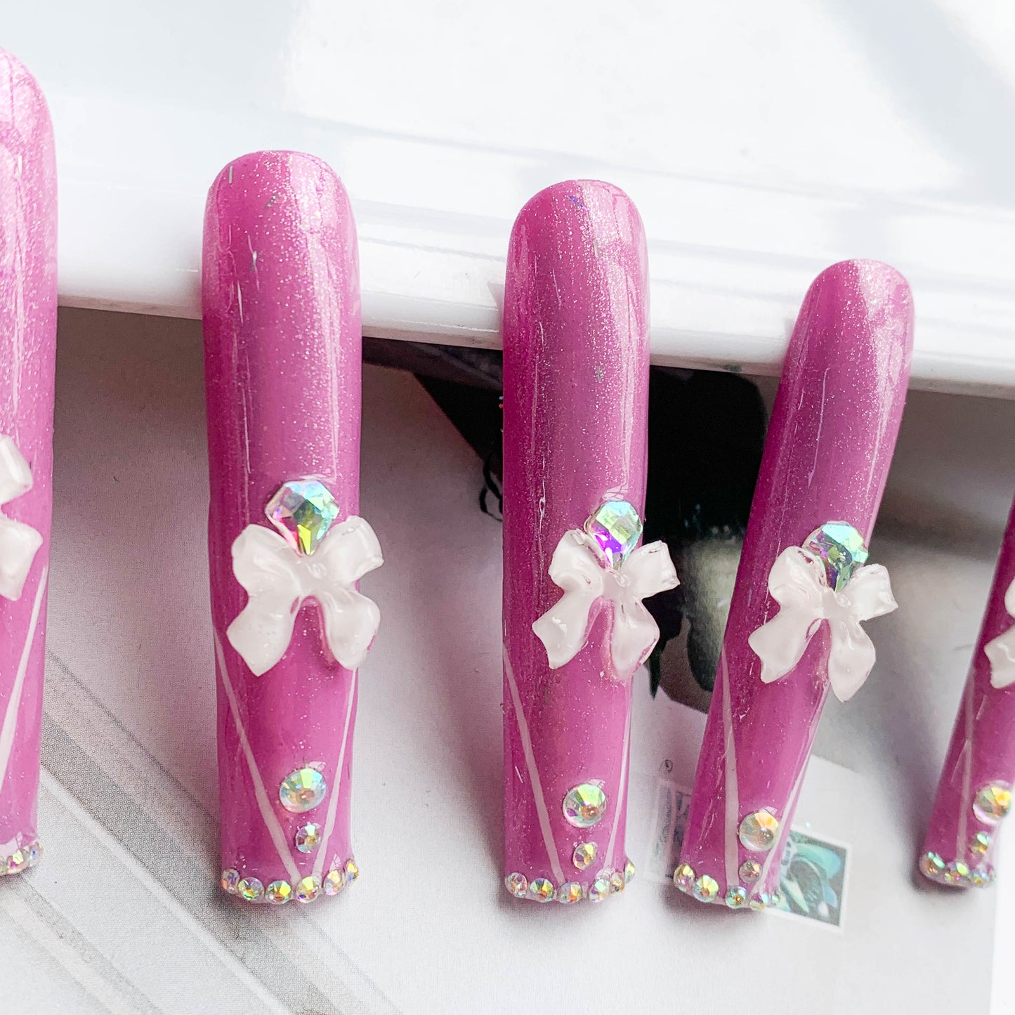 FC69 Pink glitter nails  Female favorite