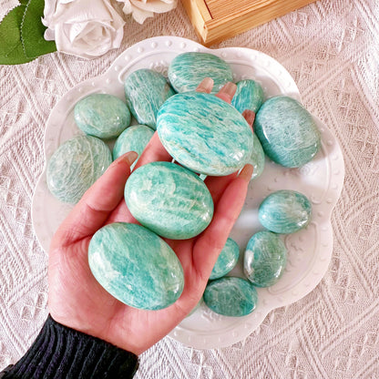 Amazonite palm stone