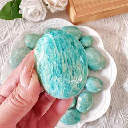 Amazonite palm stone
